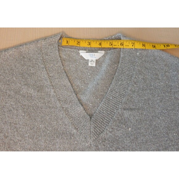 Women's Time And Tru V Neck Sequin Sweater GRAY Pullover Size XL (16-18) NWT - Picture 12 of 16